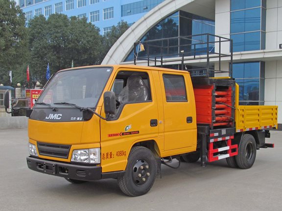 江鈴車(chē)載式高空作業(yè)平臺(tái)