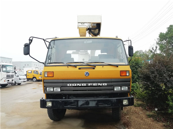 你見過四驅(qū)的高空作業(yè)車嗎？