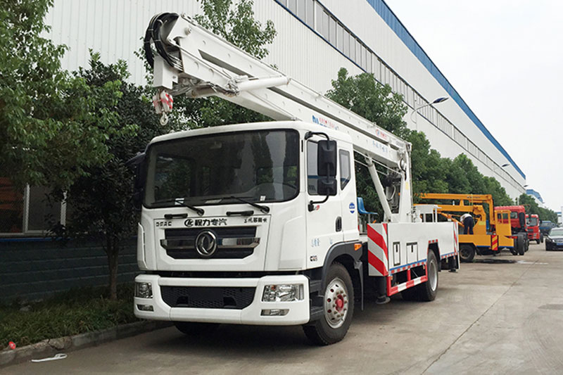 國(guó)六東風(fēng)D9型20米高空作業(yè)車