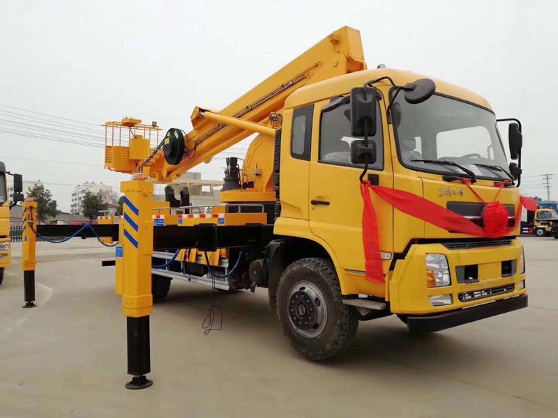 國(guó)六東風(fēng)天錦32米高空作業(yè)車