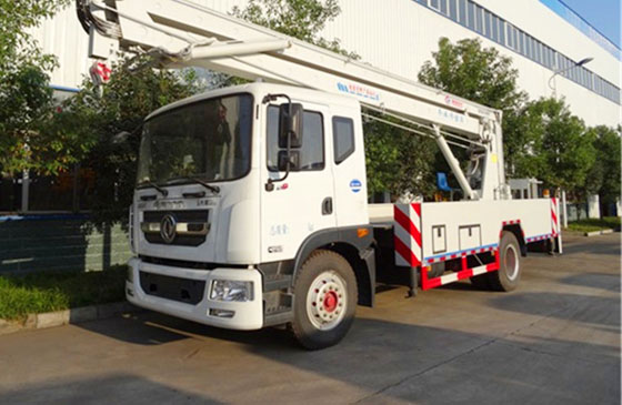 東風D9型20米高空作業(yè)車