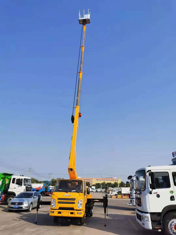江鈴國(guó)六藍(lán)牌22米伸縮臂高空作業(yè)車