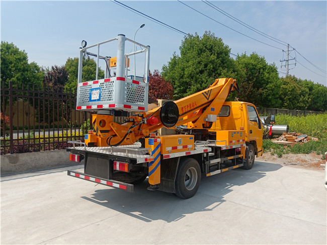 國六江鈴藍牌17.2米伸縮臂高空作業(yè)車