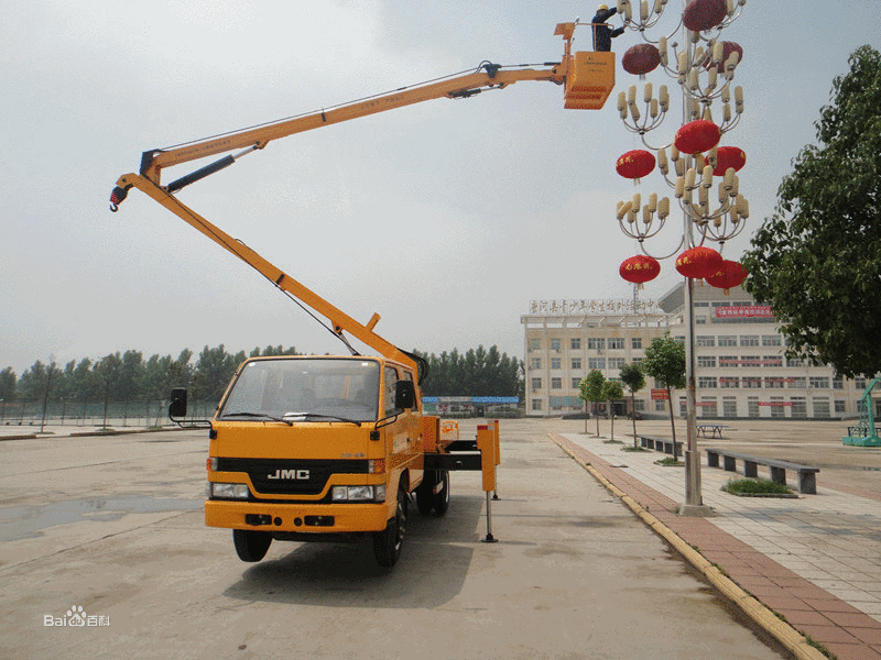高空作業(yè)車(chē)的功能說(shuō)明