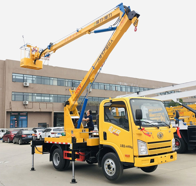 國(guó)六解放虎VR 12-13.5米高空作業(yè)車配置介紹