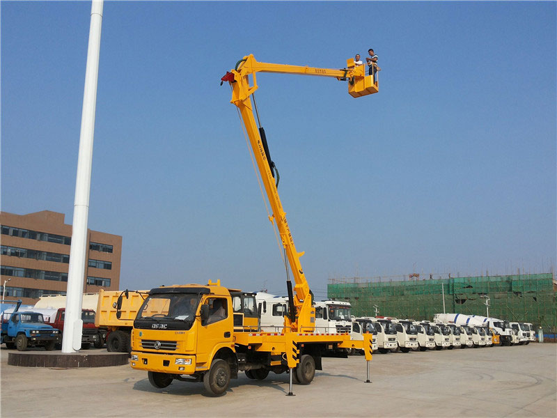 東風多利卡18米高空作業(yè)車國五型