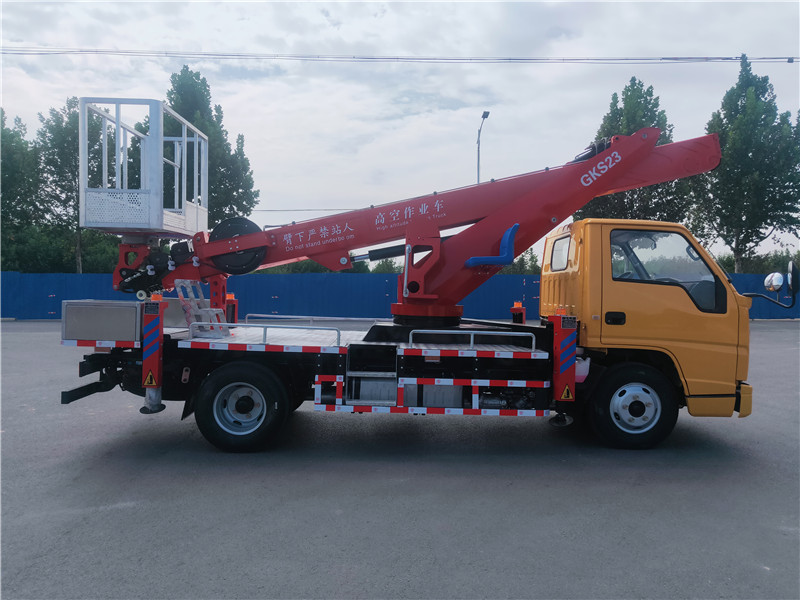 國六23米藍(lán)牌直臂高空作業(yè)車介紹
