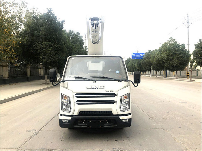 國(guó)六江鈴17.5米藍(lán)牌直臂高空作業(yè)車(chē)