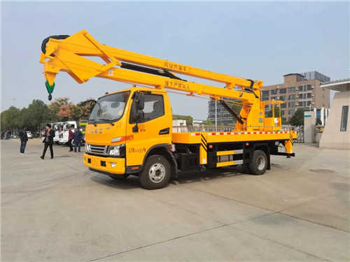國(guó)六江淮駿鈴18米高空作業(yè)車配置介紹
