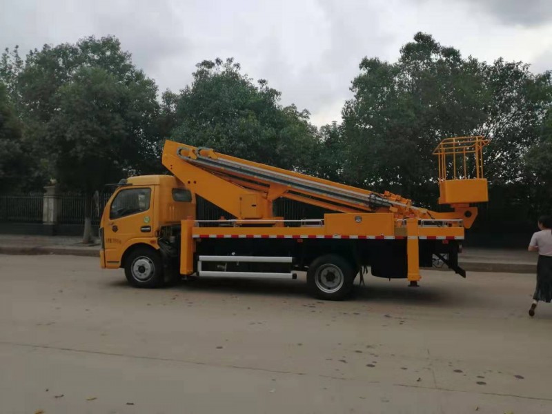 國(guó)六東風(fēng)凱普特高空作業(yè)車22米直臂