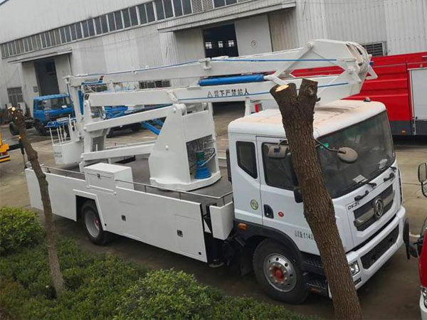 國六東風22米高空作業(yè)車