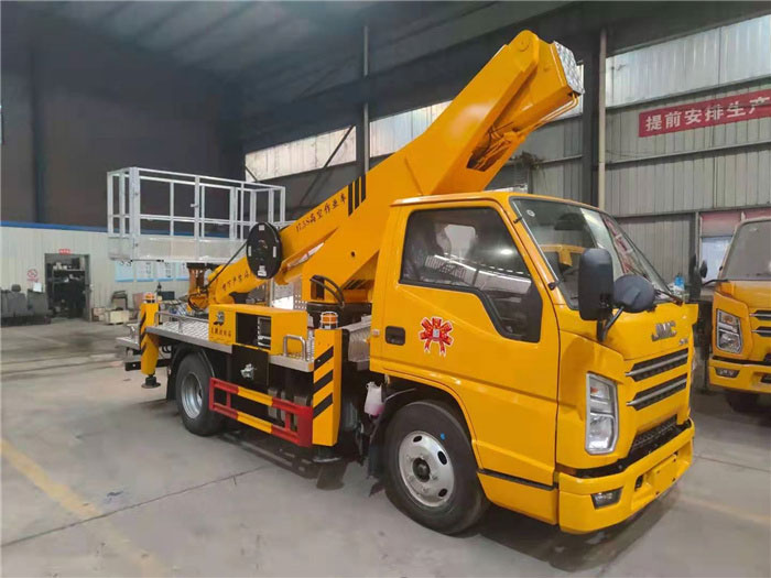 國六藍(lán)牌江鈴17.5米直臂高空作業(yè)車