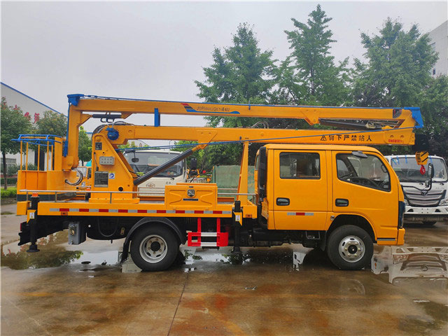 國六東風(fēng)16米高空作業(yè)車-雙排