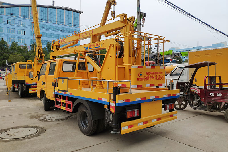 國六江鈴12米藍(lán)牌高空作業(yè)車