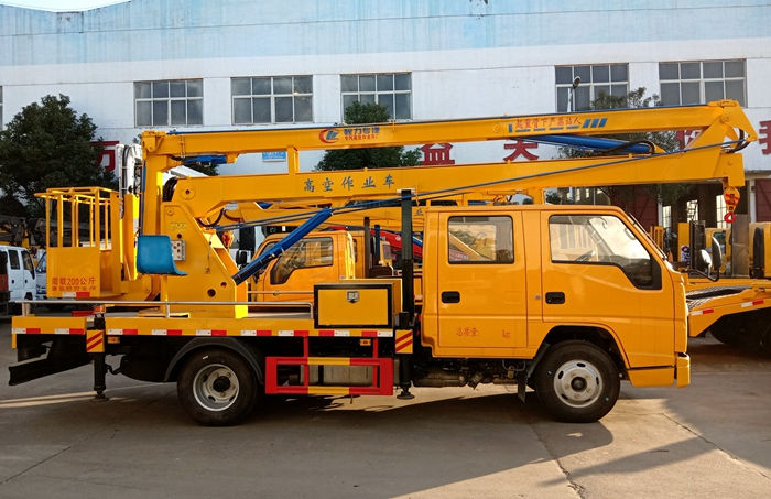 國六江鈴順達(dá)雙排座17.5米折臂式高空作業(yè)車