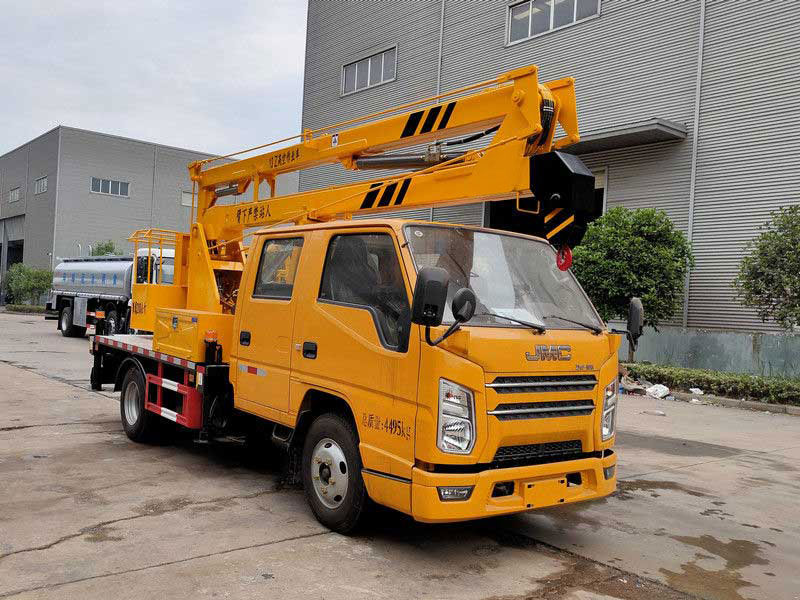 江鈴13米藍(lán)牌高空作業(yè)車