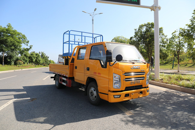 國六江鈴順達(dá)8米升降式高空作業(yè)車配置