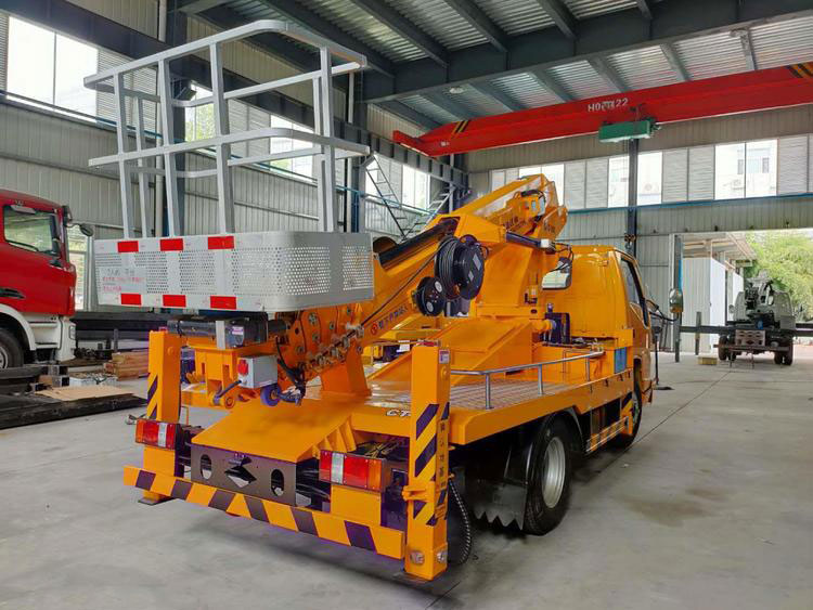 國六江鈴順達21米高空作業(yè)車