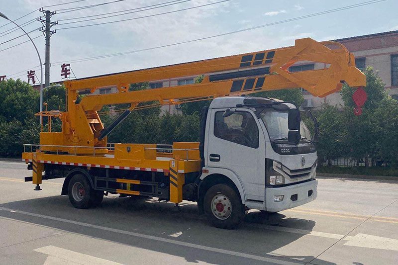 東風多利卡16米-18米高空作業(yè)車