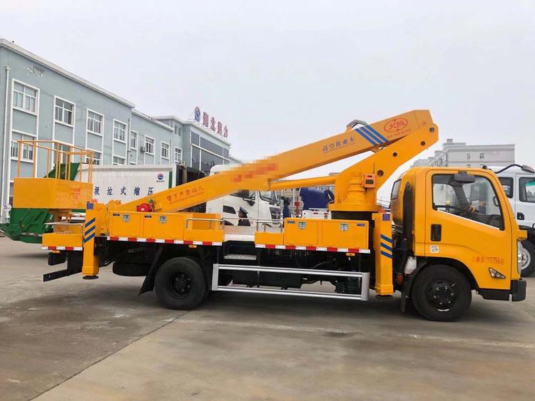 江鈴凱銳28米直臂高空作業(yè)車(chē)