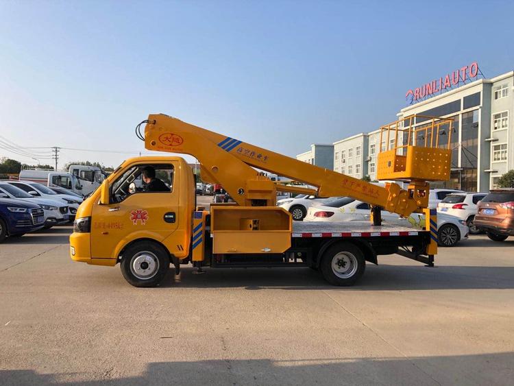 國六東風途逸20米藍牌單排伸縮臂高空作業(yè)車