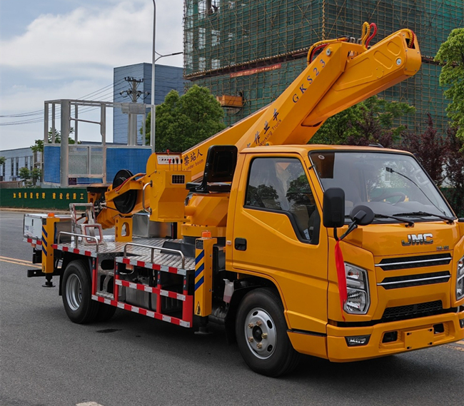 23米江鈴順達(dá)藍(lán)牌高空作業(yè)車(chē)已送往長(zhǎng)沙交車(chē)